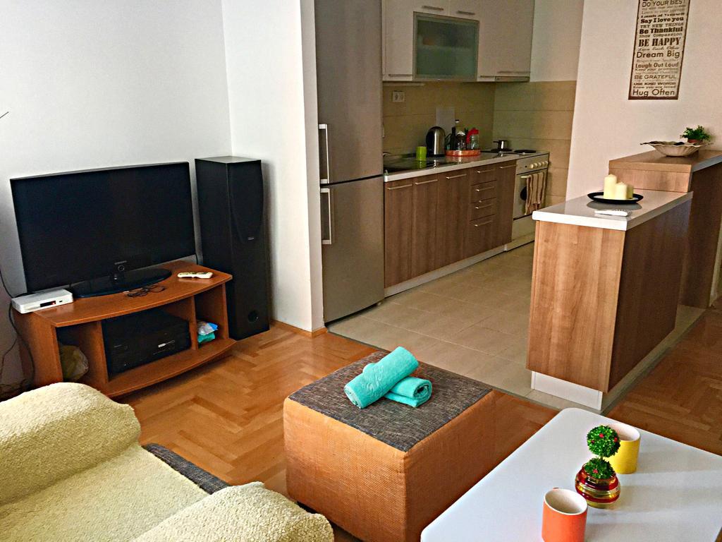 Regina'S Apartments Skopje Extérieur photo