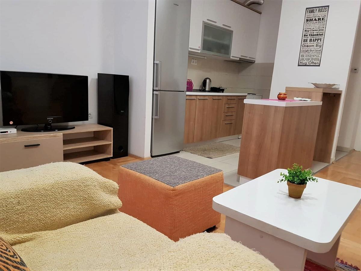 Regina'S Apartments Skopje Extérieur photo