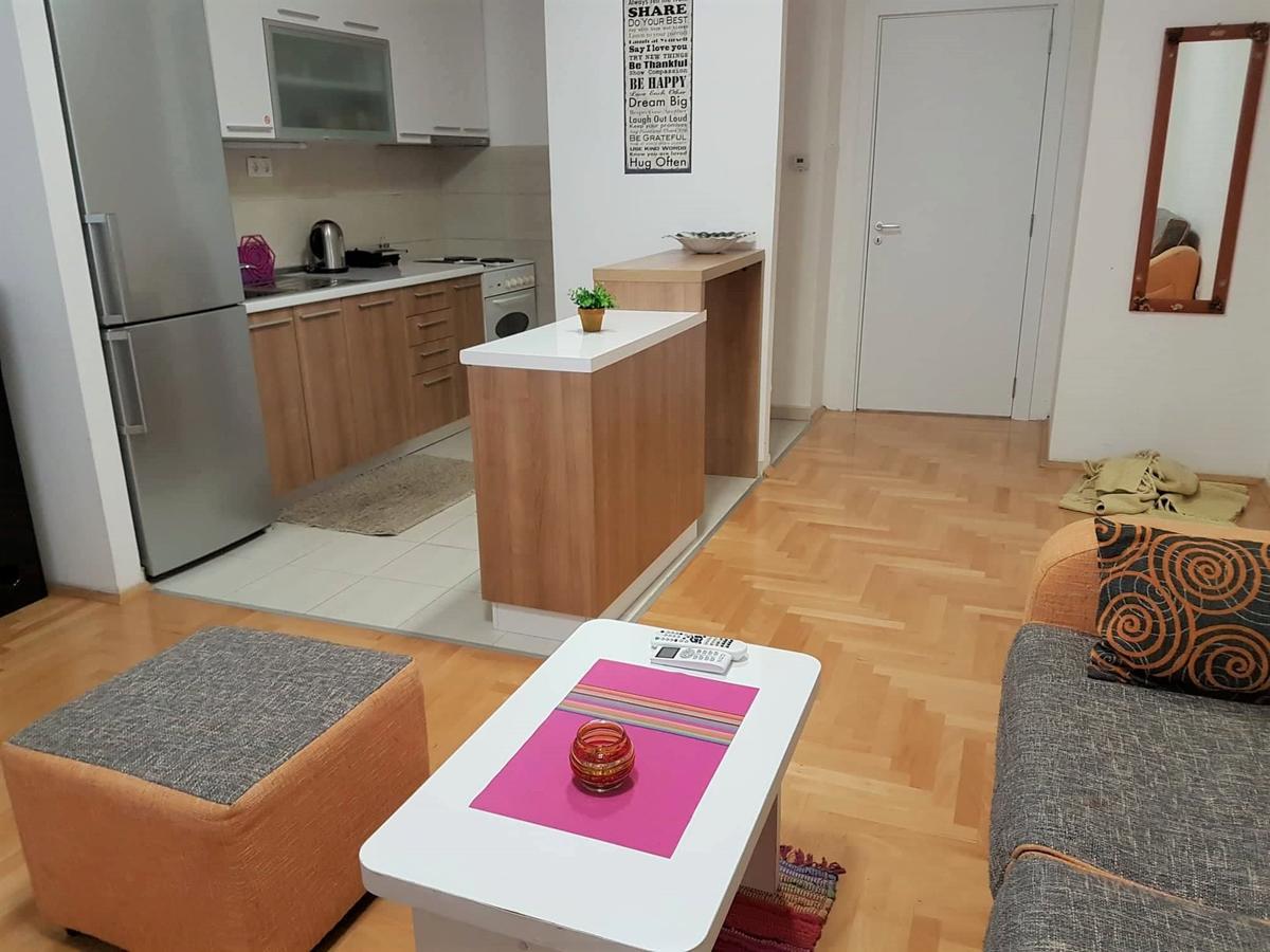 Regina'S Apartments Skopje Extérieur photo